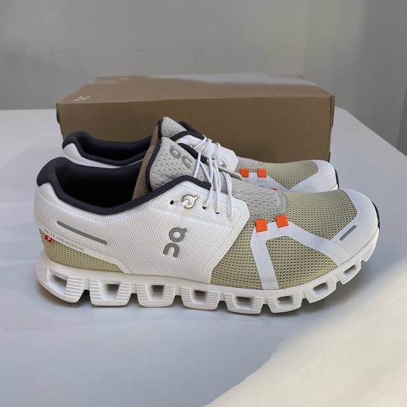 On Cloud 5 Push Sneaker in Endive/ Ice sz 10 New in Box - Picture 2 of 8